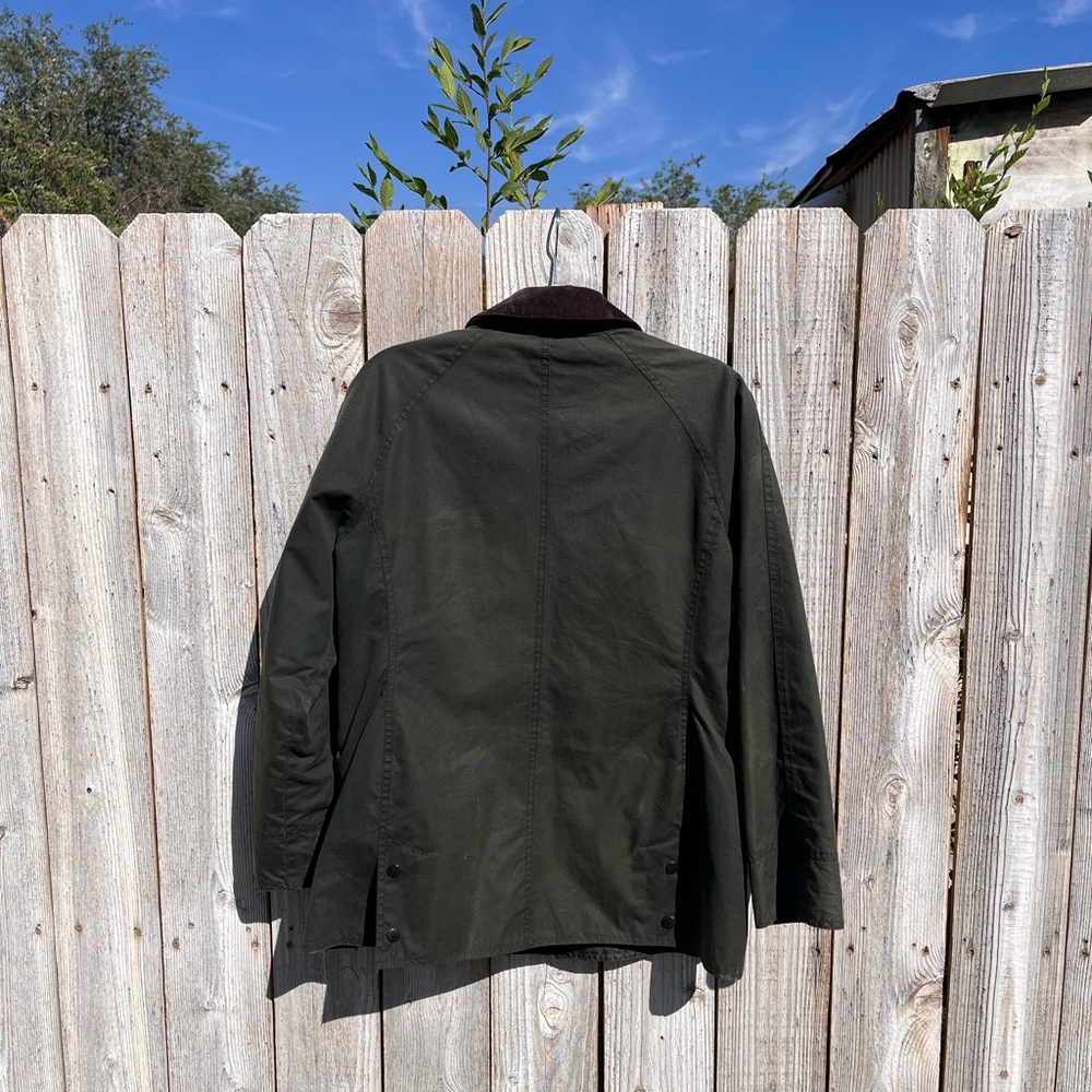 Barbour Beadnell Olive Green Waxed Cotton Utility Jacket w/Dark Corduroy Collar - Picture 3 of 9